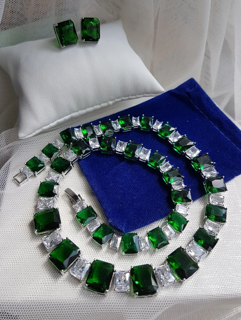 Swarovski Elements Emerald Green Square Solitaire Gemstone Studs Earrings NEW